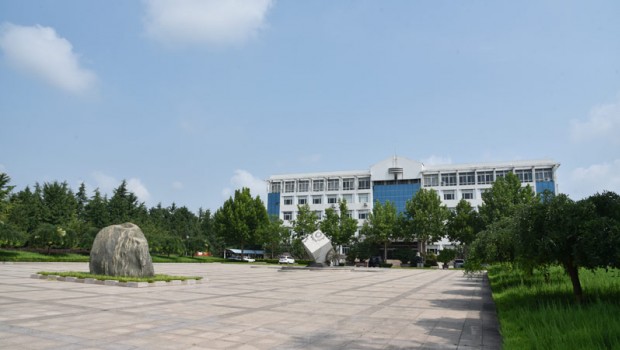 誠(chéng)聘施工員2名
